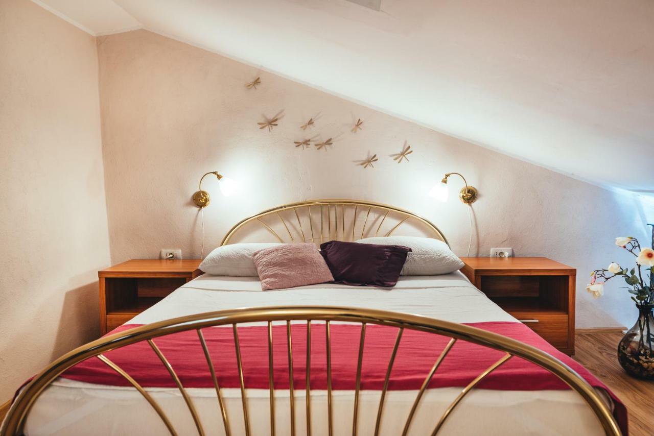 Guesthouse Centrum B&B Izola Dış mekan fotoğraf